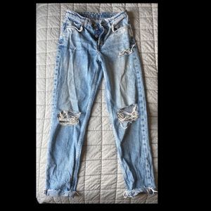 H&M boyfriend jeans